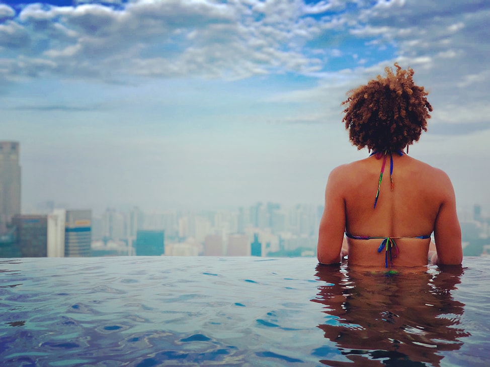 View overlooking Singapore from the Marina Bay Sands Infinity Pool